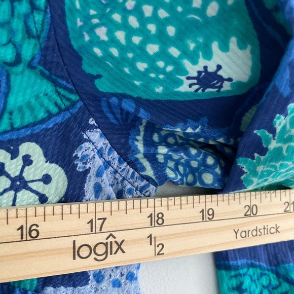 Talbots Fish Print Tunic Blouse - Picture 8 of 8